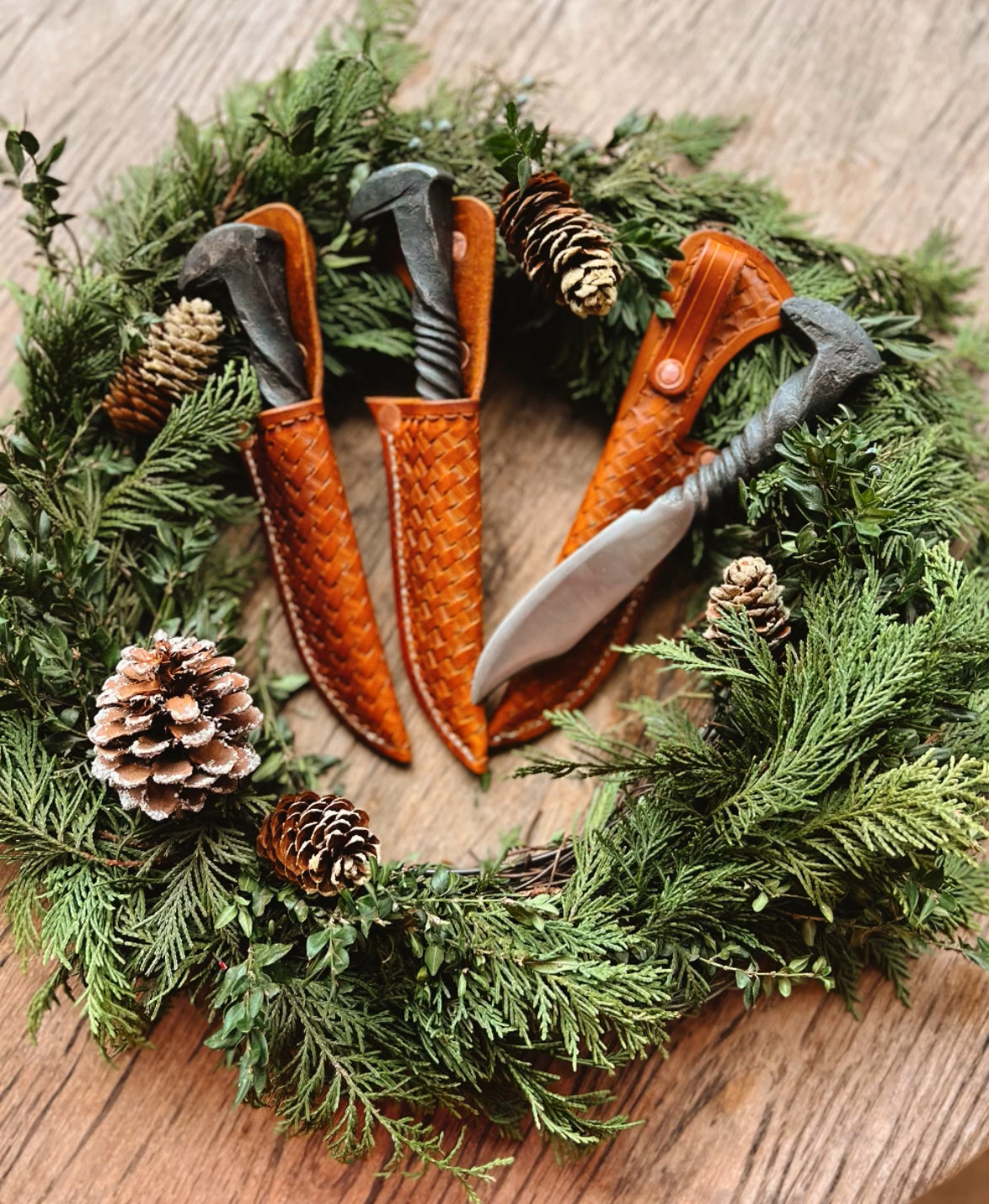 LINCOLN'S CUSTOM KNIFE & LEATHER SHEATH SET